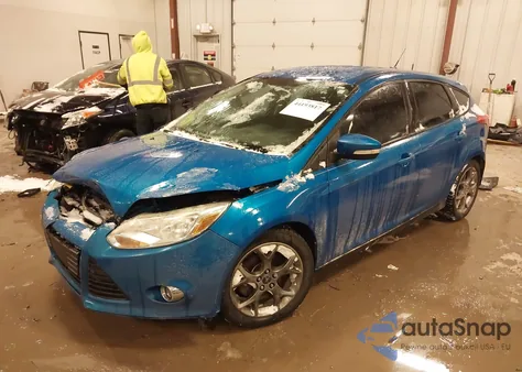 2014 Ford Focus Se z USA, uszkodzony, nr VIN 1FADP3K26EL253462